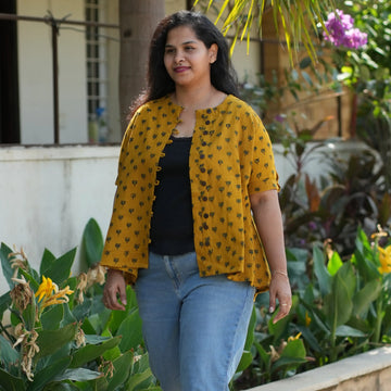 YELLOW AJRAK TOP WITH KALI IN THE BACK