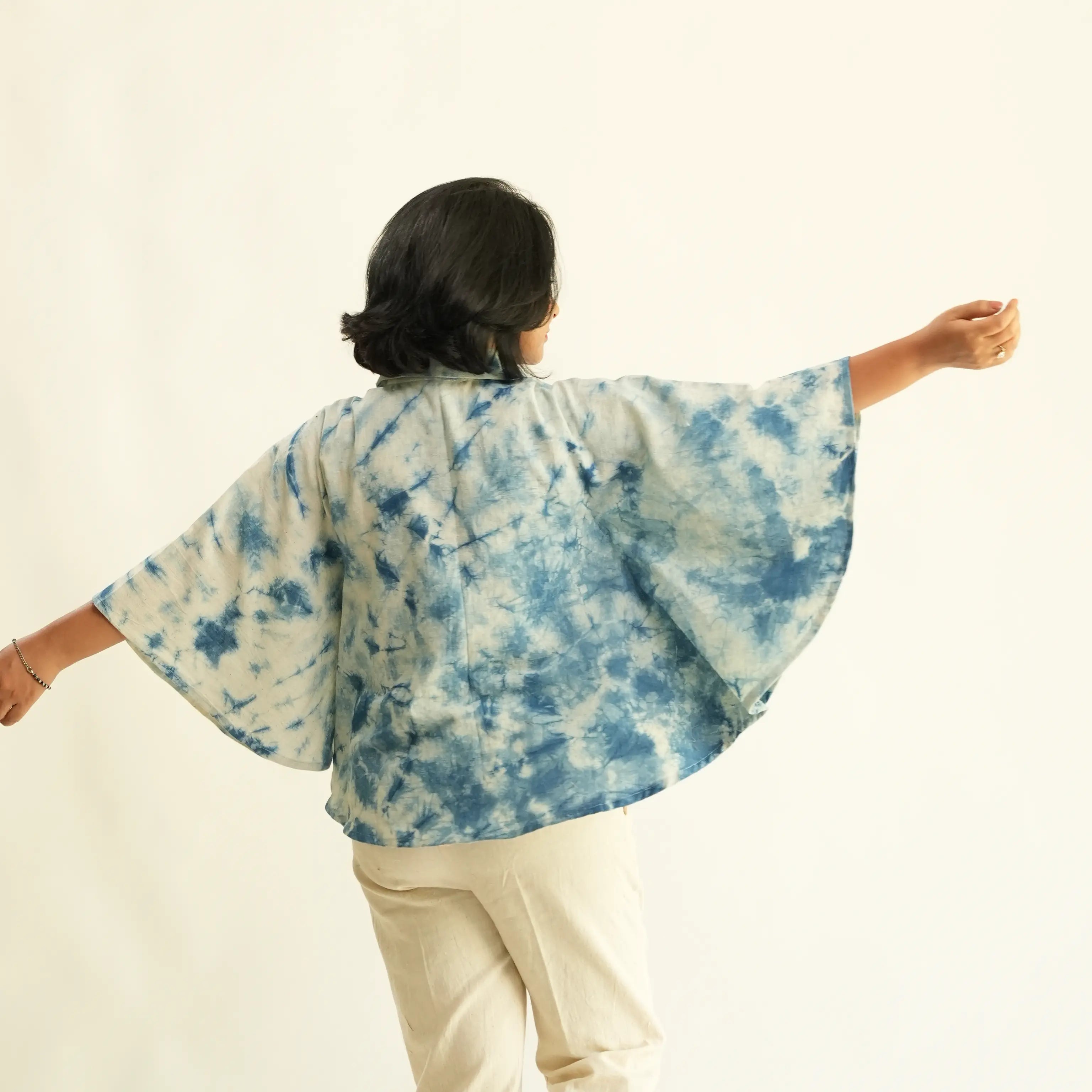 SHIBORI NATURAL DYED CIRCLE TOP WITH FRONT BUTTONS