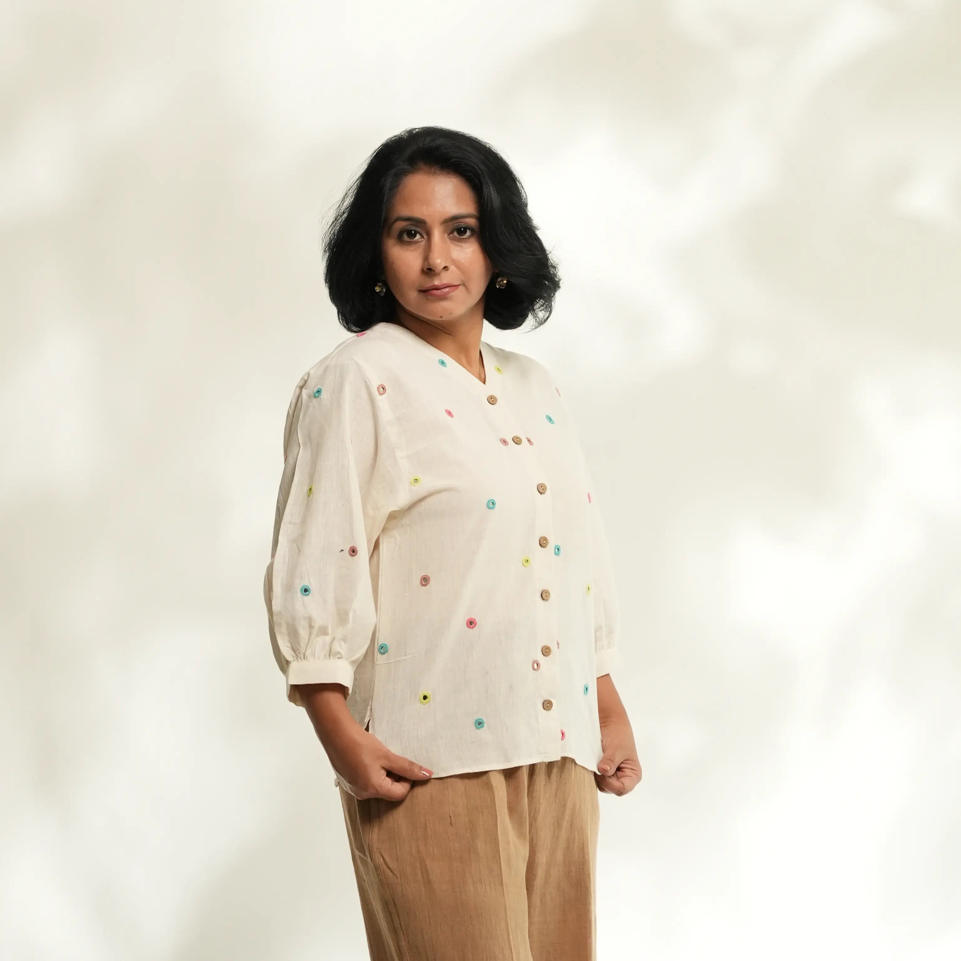 LAMBADI SHISHA V-NECK SHIRT