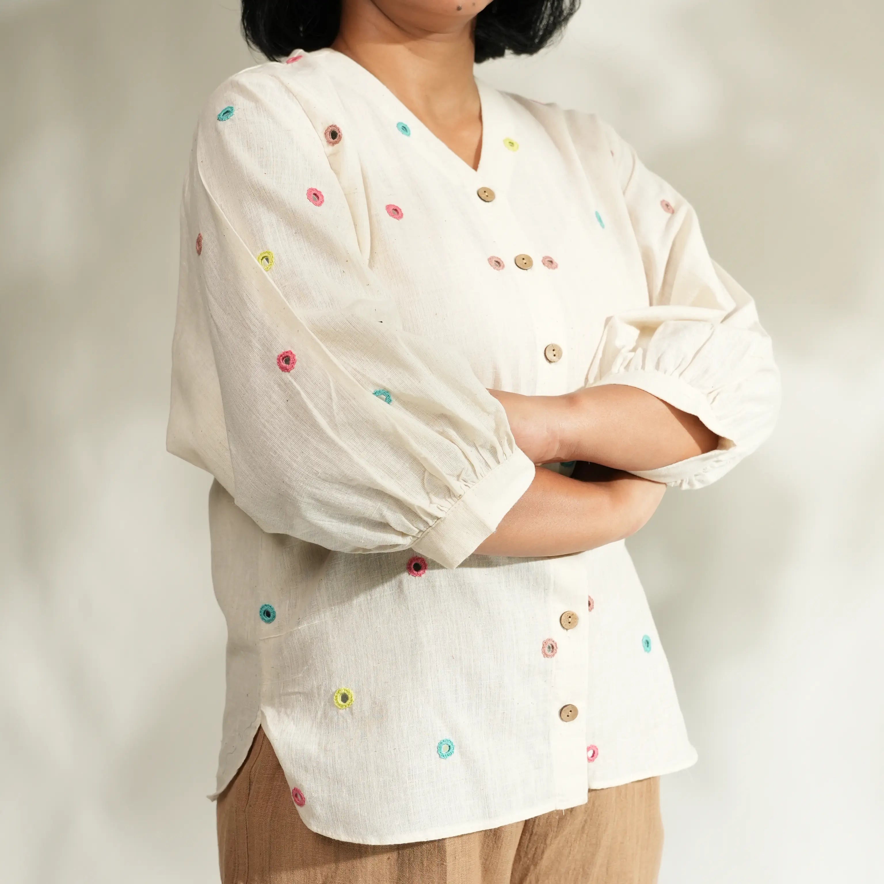 LAMBADI SHISHA V-NECK SHIRT